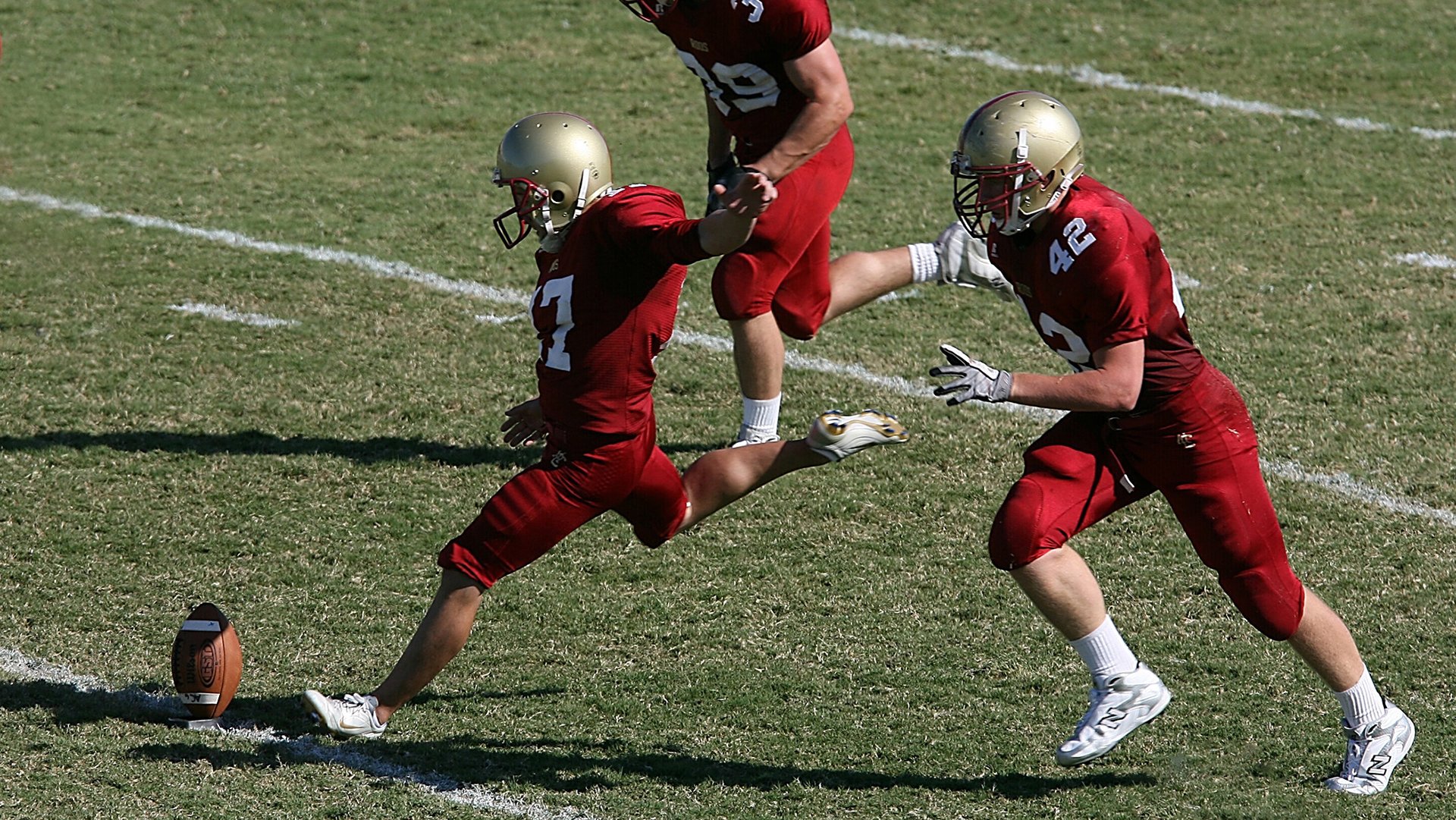 【丁俊晖专访】训练秘诀揭秘：年轻冠军的成长之路，丁俊晖经历介绍